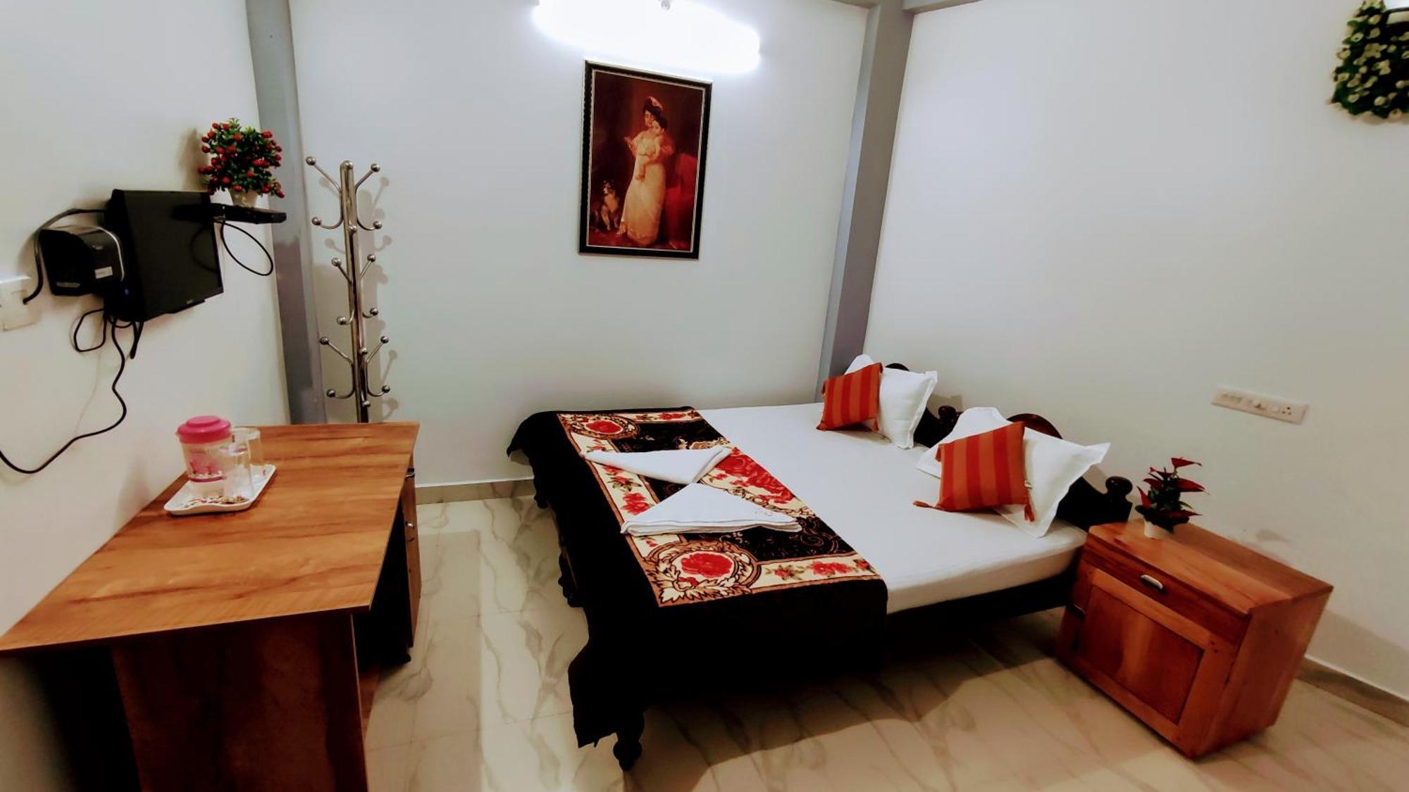 Grand Periyar Apartment Thekkady Room photo